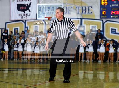 Thumbnail 3 in Mater Dei vs. St. John Bosco photogallery.