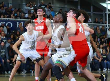 Thumbnail 3 in Mater Dei vs. St. John Bosco photogallery.