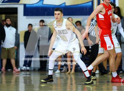 Thumbnail 3 in Mater Dei vs. St. John Bosco photogallery.