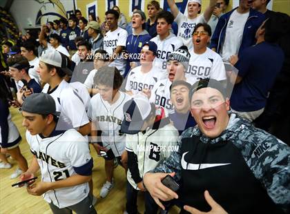 Thumbnail 3 in Mater Dei vs. St. John Bosco photogallery.