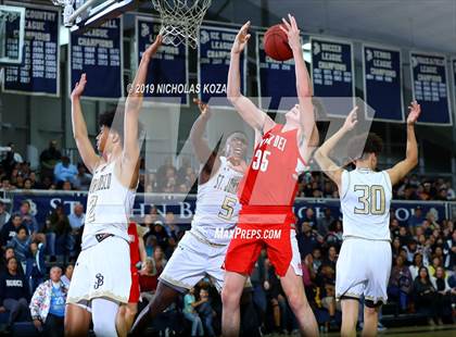 Thumbnail 3 in Mater Dei vs. St. John Bosco photogallery.