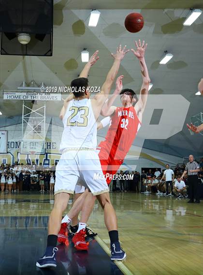 Thumbnail 1 in Mater Dei vs. St. John Bosco photogallery.