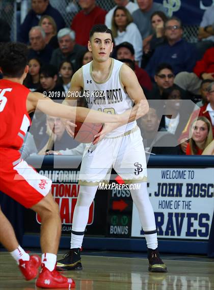 Thumbnail 2 in Mater Dei vs. St. John Bosco photogallery.