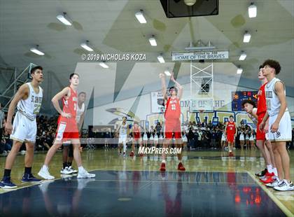 Thumbnail 2 in Mater Dei vs. St. John Bosco photogallery.