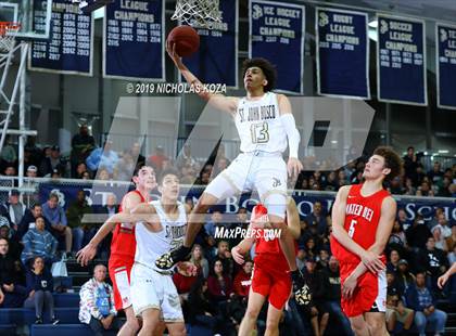 Thumbnail 2 in Mater Dei vs. St. John Bosco photogallery.