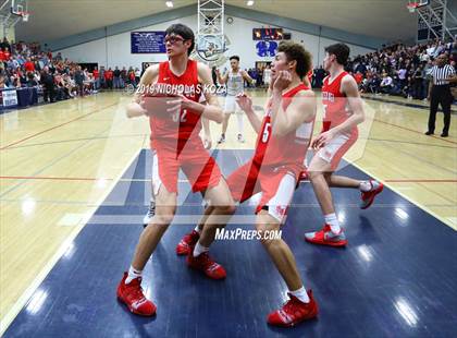 Thumbnail 1 in Mater Dei vs. St. John Bosco photogallery.