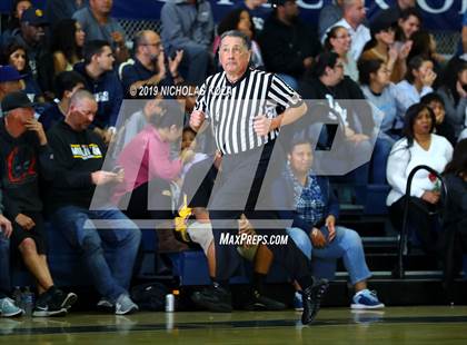 Thumbnail 2 in Mater Dei vs. St. John Bosco photogallery.