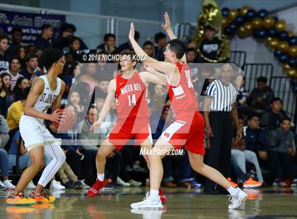 Thumbnail 2 in Mater Dei vs. St. John Bosco photogallery.