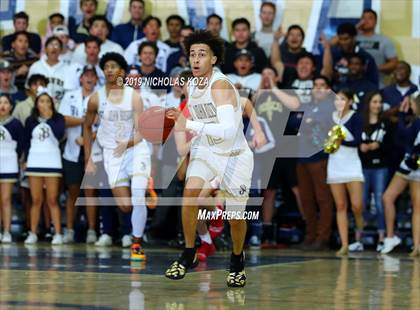 Thumbnail 1 in Mater Dei vs. St. John Bosco photogallery.