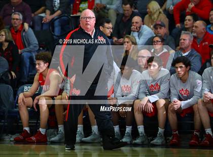 Thumbnail 3 in Mater Dei vs. St. John Bosco photogallery.
