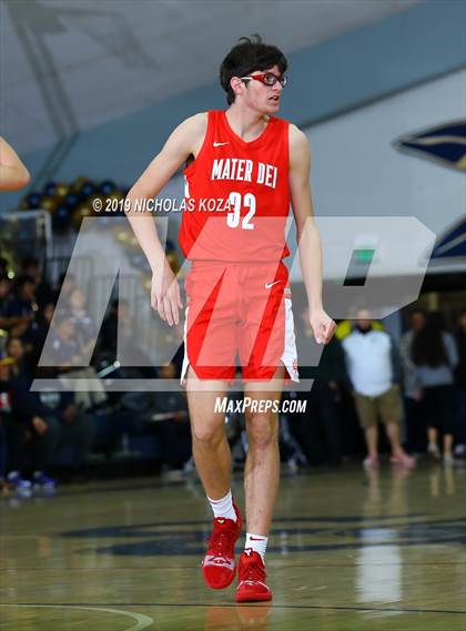 Thumbnail 2 in Mater Dei vs. St. John Bosco photogallery.