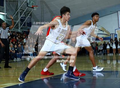 Thumbnail 2 in Mater Dei vs. St. John Bosco photogallery.