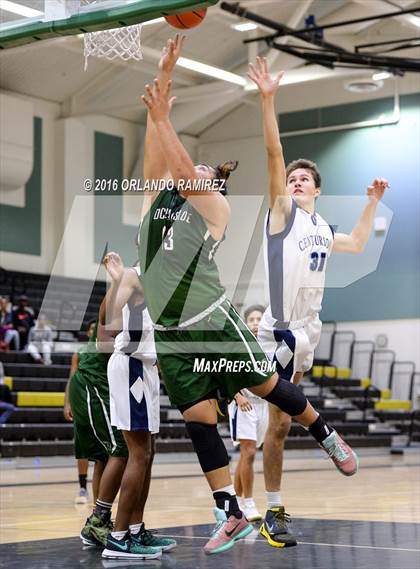 Thumbnail 3 in University City vs Oceanside (Grossmont Winter Tournament) photogallery.