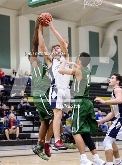 Thumbnail 2 in University City vs Oceanside (Grossmont Winter Tournament) photogallery.