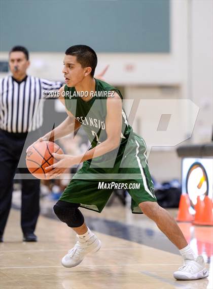 Thumbnail 1 in University City vs Oceanside (Grossmont Winter Tournament) photogallery.