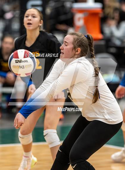 Thumbnail 3 in Sky View vs. Orem (UHSAA 4A Semifinal) photogallery.