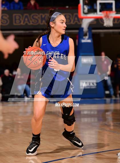 Thumbnail 3 in Hendrick Hudson vs. Pearl River (Section 1 Class A Semifinal) photogallery.