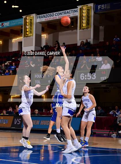 Thumbnail 2 in Hendrick Hudson vs. Pearl River (Section 1 Class A Semifinal) photogallery.