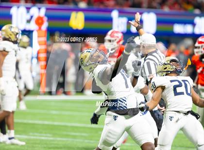 Thumbnail 1 in Thomas County Central vs Woodward Academy (GHSA 6A State Championship) photogallery.