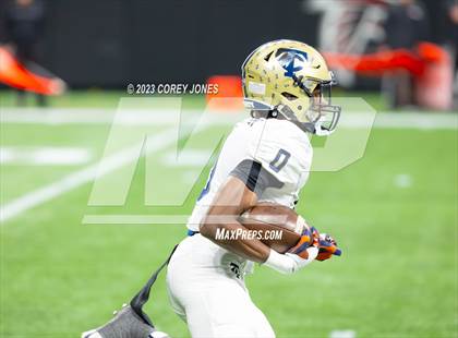 Thumbnail 2 in Thomas County Central vs Woodward Academy (GHSA 6A State Championship) photogallery.