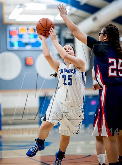 Thumbnail 3 in Pleasant Grove vs Rocklin (Sasha Brown Memorial Tournament) photogallery.