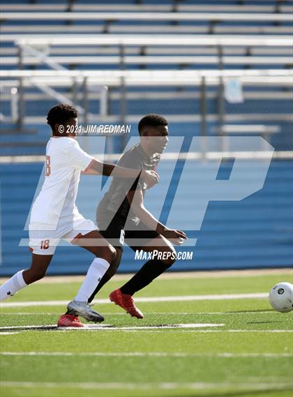 Thumbnail 2 in Hutto vs. Del Valle (Georgetown Governor's Cup) photogallery.