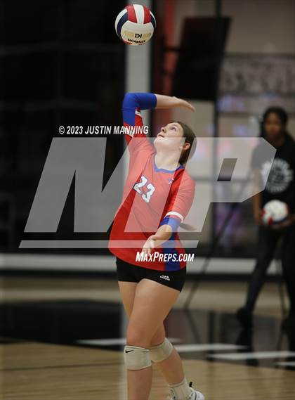 Thumbnail 1 in Paragould vs. Benton (AAA 5A Quarterfinal Playoff) photogallery.