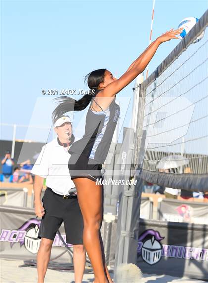 Thumbnail 2 in Xavier College Prep vs. O'Connor (AIA 6A Final)  photogallery.