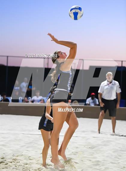 Thumbnail 1 in Xavier College Prep vs. O'Connor (AIA 6A Final)  photogallery.