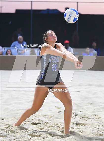 Thumbnail 3 in Xavier College Prep vs. O'Connor (AIA 6A Final)  photogallery.