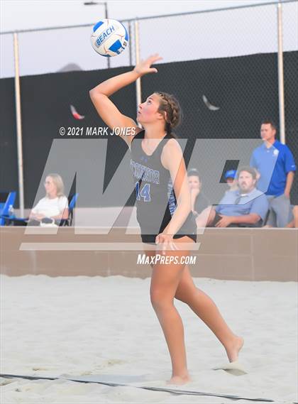 Thumbnail 3 in Xavier College Prep vs. O'Connor (AIA 6A Final)  photogallery.