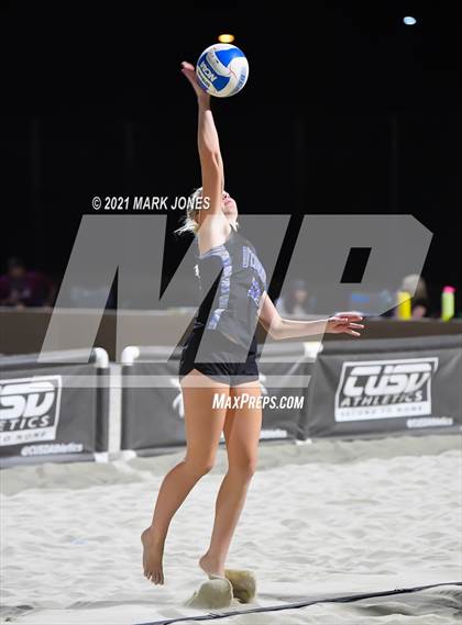 Thumbnail 1 in Xavier College Prep vs. O'Connor (AIA 6A Final)  photogallery.