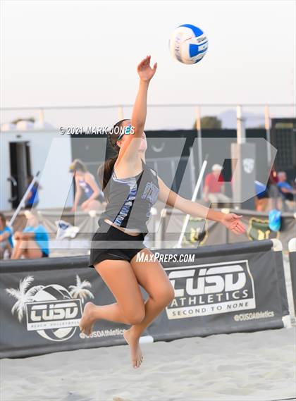 Thumbnail 2 in Xavier College Prep vs. O'Connor (AIA 6A Final)  photogallery.