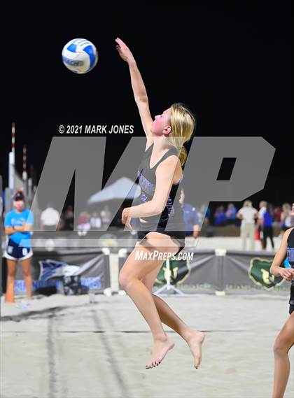 Thumbnail 3 in Xavier College Prep vs. O'Connor (AIA 6A Final)  photogallery.