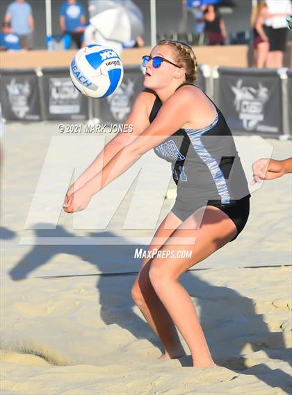 Thumbnail 2 in Xavier College Prep vs. O'Connor (AIA 6A Final)  photogallery.