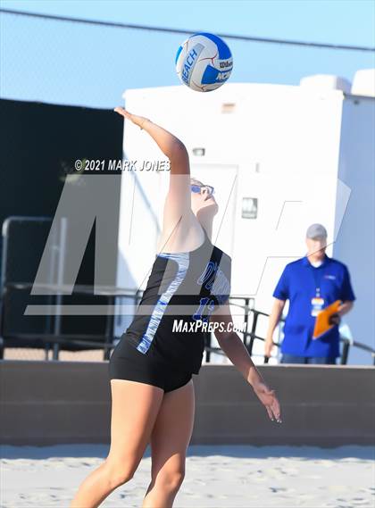 Thumbnail 1 in Xavier College Prep vs. O'Connor (AIA 6A Final)  photogallery.