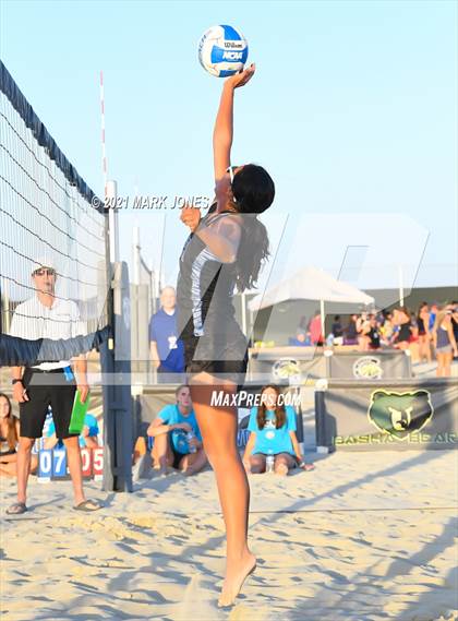 Thumbnail 2 in Xavier College Prep vs. O'Connor (AIA 6A Final)  photogallery.