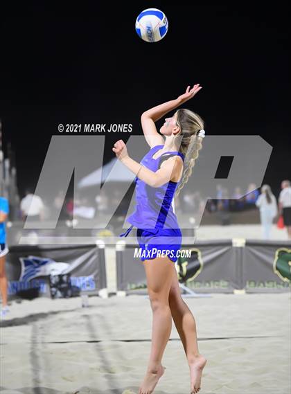 Thumbnail 3 in Xavier College Prep vs. O'Connor (AIA 6A Final)  photogallery.
