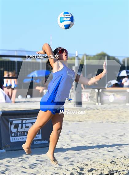 Thumbnail 3 in Xavier College Prep vs. O'Connor (AIA 6A Final)  photogallery.