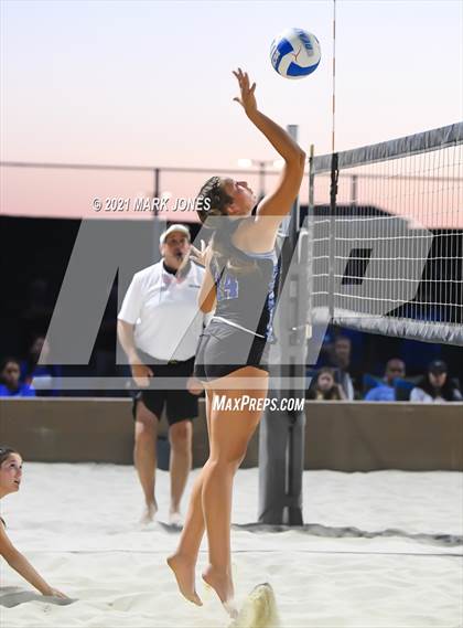 Thumbnail 3 in Xavier College Prep vs. O'Connor (AIA 6A Final)  photogallery.