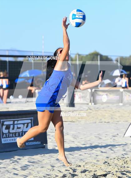 Thumbnail 1 in Xavier College Prep vs. O'Connor (AIA 6A Final)  photogallery.