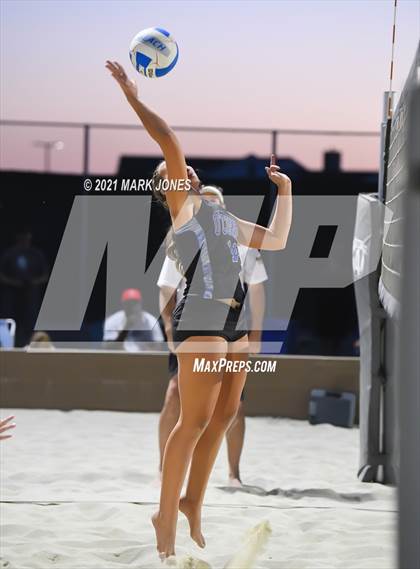 Thumbnail 2 in Xavier College Prep vs. O'Connor (AIA 6A Final)  photogallery.