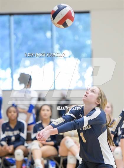 Thumbnail 1 in Salpointe Catholic vs. Desert Vista  (Nike Tournament of Champions) - Bronze Division - Final photogallery.