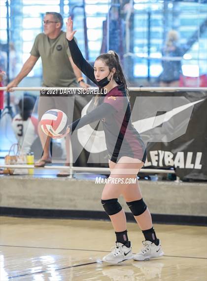 Thumbnail 3 in Salpointe Catholic vs. Desert Vista  (Nike Tournament of Champions) - Bronze Division - Final photogallery.