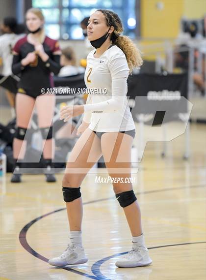 Thumbnail 2 in Salpointe Catholic vs. Desert Vista  (Nike Tournament of Champions) - Bronze Division - Final photogallery.