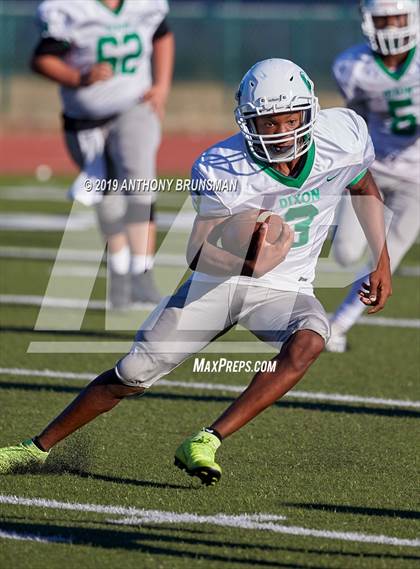 Thumbnail 3 in JV: Dixon @ Rosemont photogallery.