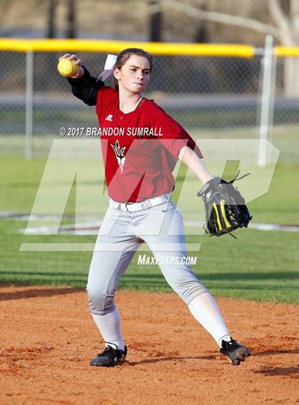 Thumbnail 3 in Maplesville @ Thorsby photogallery.