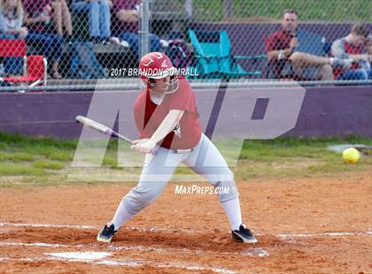 Thumbnail 2 in Maplesville @ Thorsby photogallery.