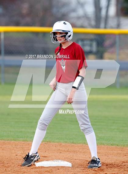 Thumbnail 1 in Maplesville @ Thorsby photogallery.