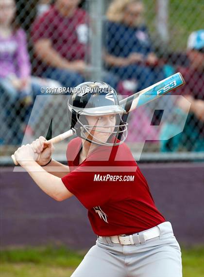 Thumbnail 3 in Maplesville @ Thorsby photogallery.